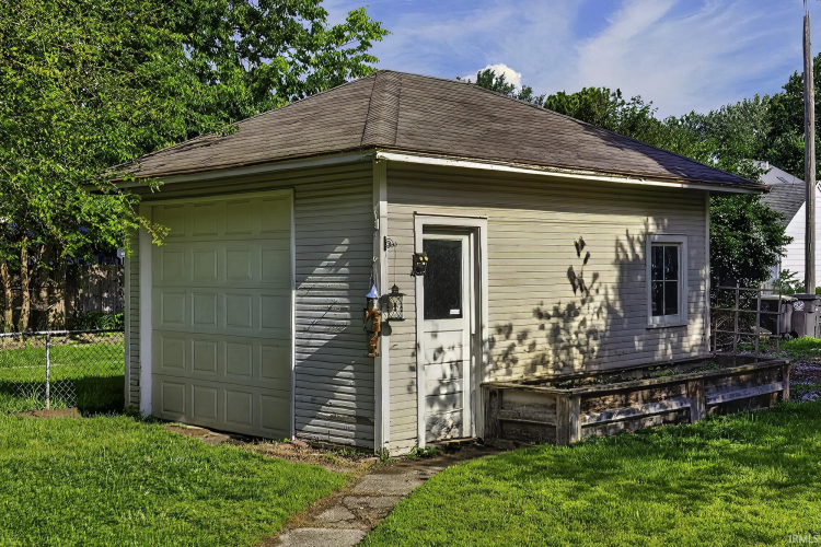 Listing Image 26
