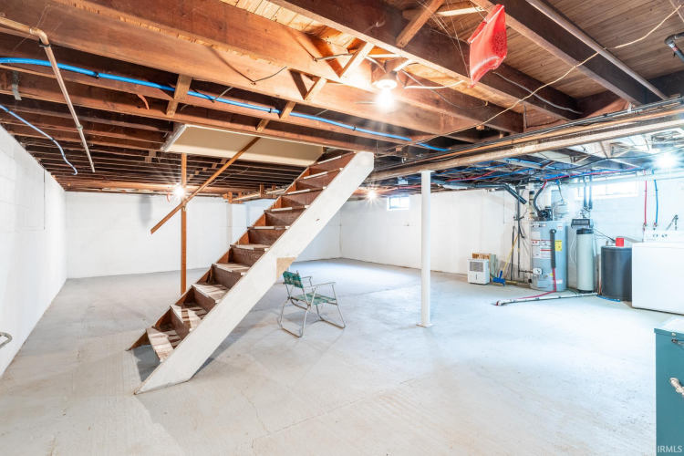 Listing Image 24