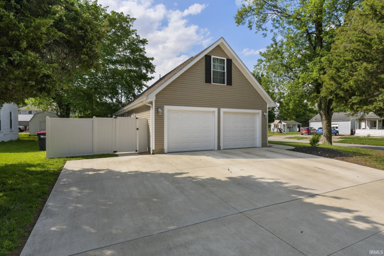Listing Image 31