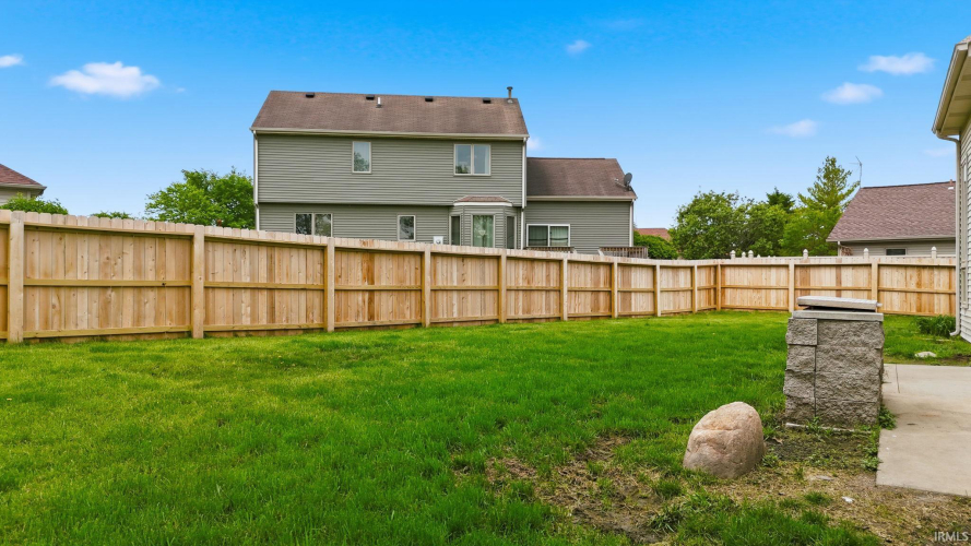 Listing Image 19