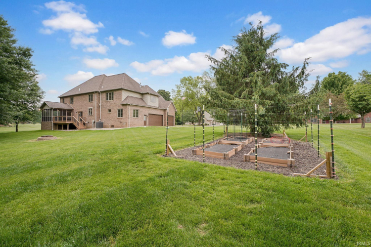 Listing Image 49