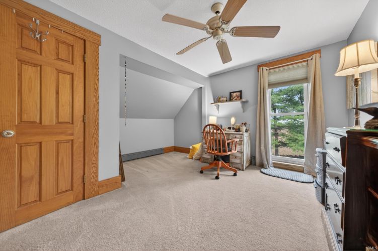 Listing Image 24