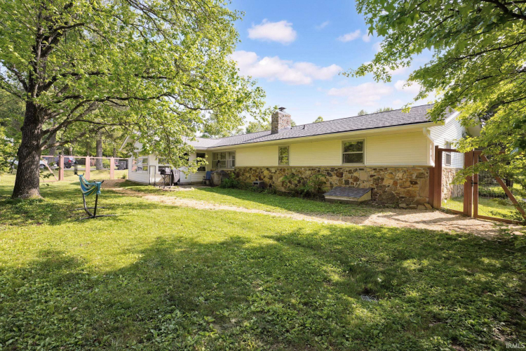 Listing Image 19