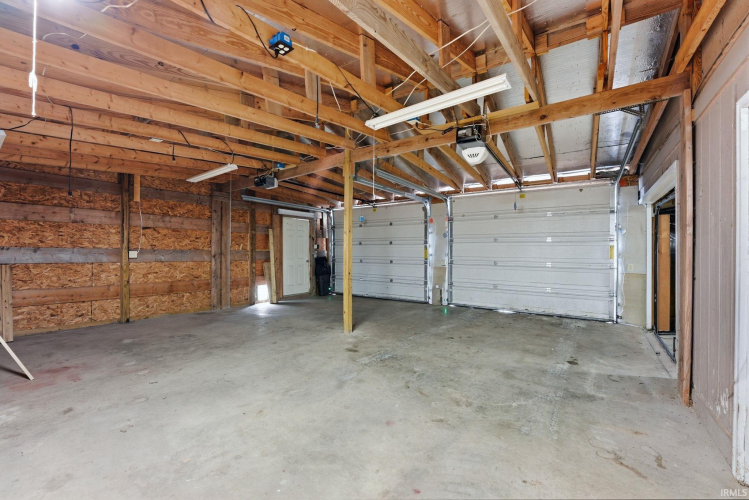 Listing Image 32