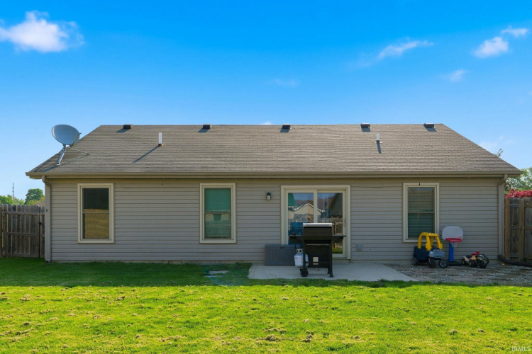 Listing Image 23
