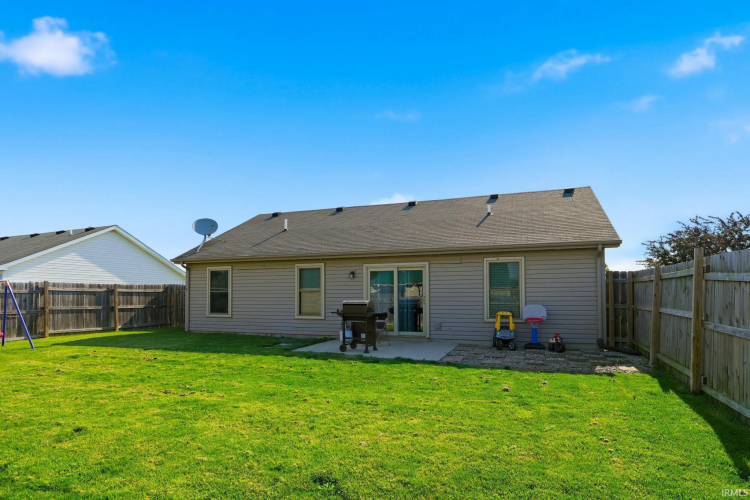 Listing Image 24