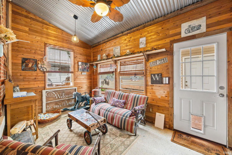 Listing Image 22
