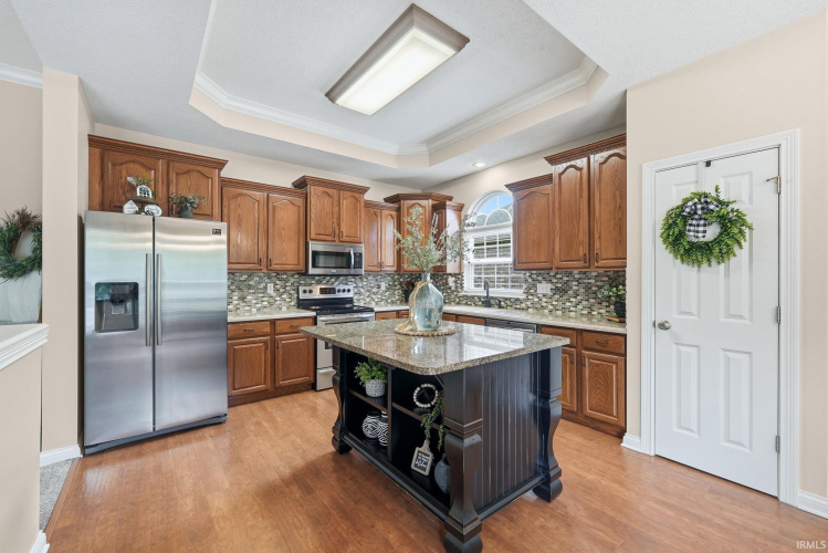 Listing Image 19