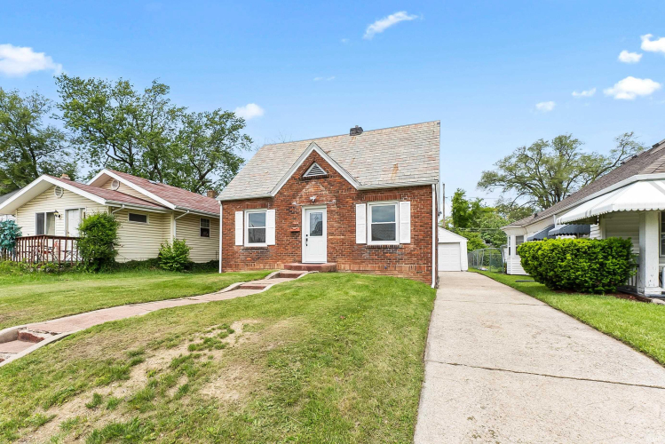 Listing Image 17