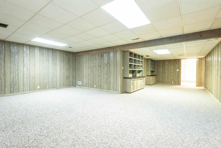 Listing Image 24