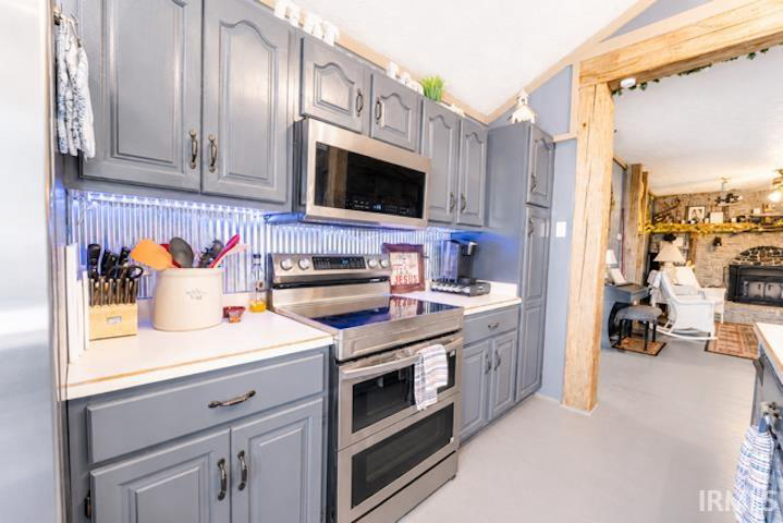 Listing Image 15