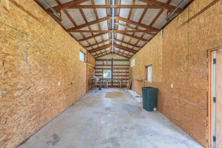 Listing Image 28