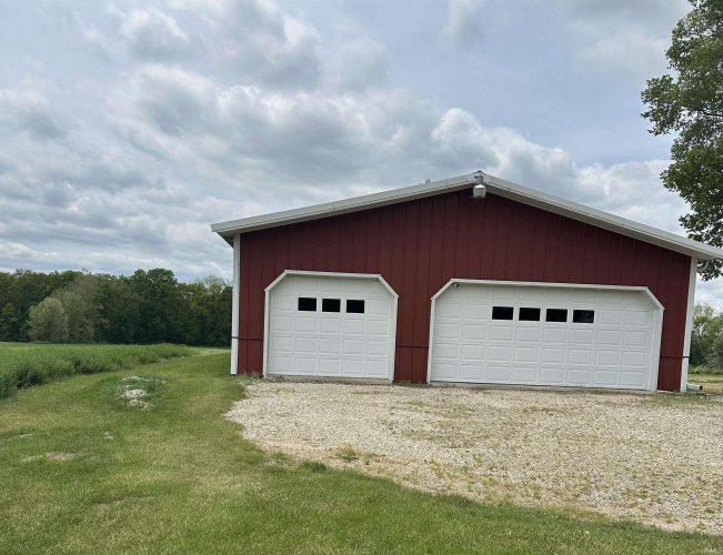 Listing Image 6
