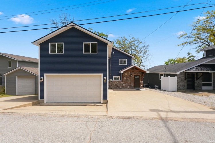 Listing Image 3