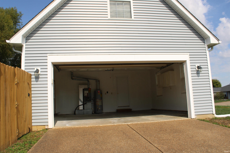 Listing Image 33