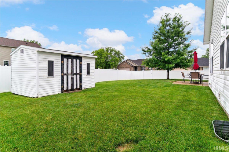 Listing Image 25