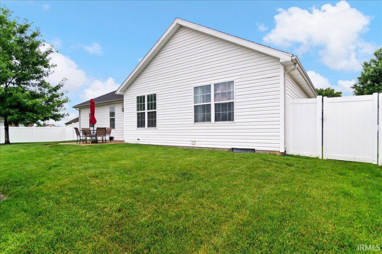Listing Image 28