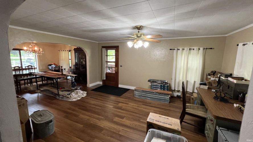 Listing Image 7