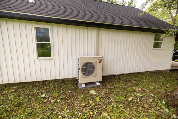 Listing Image 29