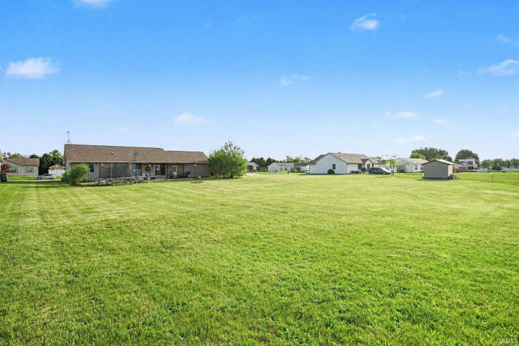 Listing Image 17