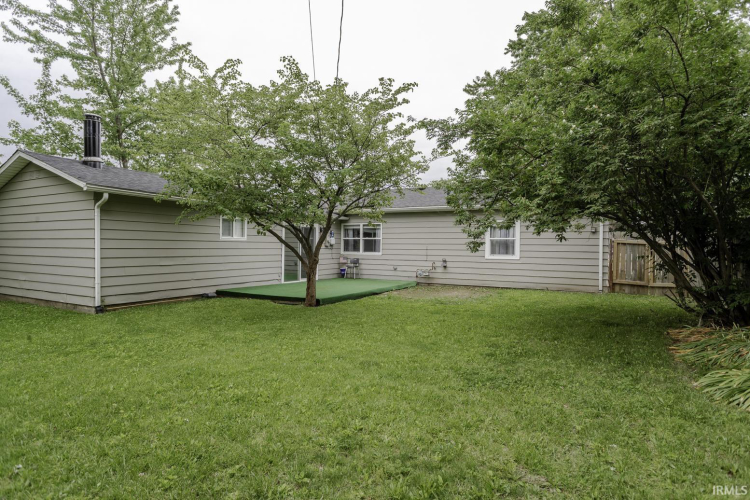 Listing Image 7
