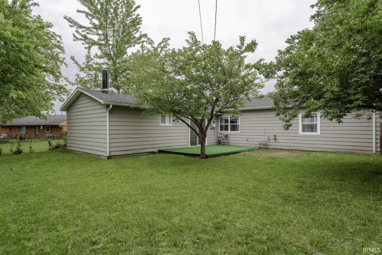 Listing Image 8
