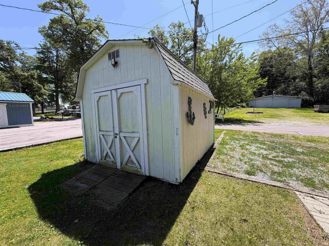 Listing Image 20