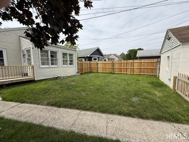 Listing Image 12