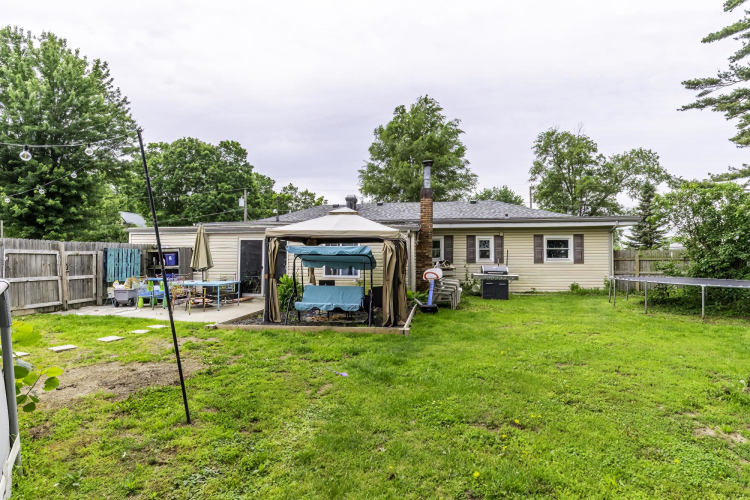 Listing Image 20