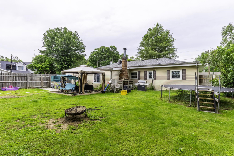 Listing Image 23