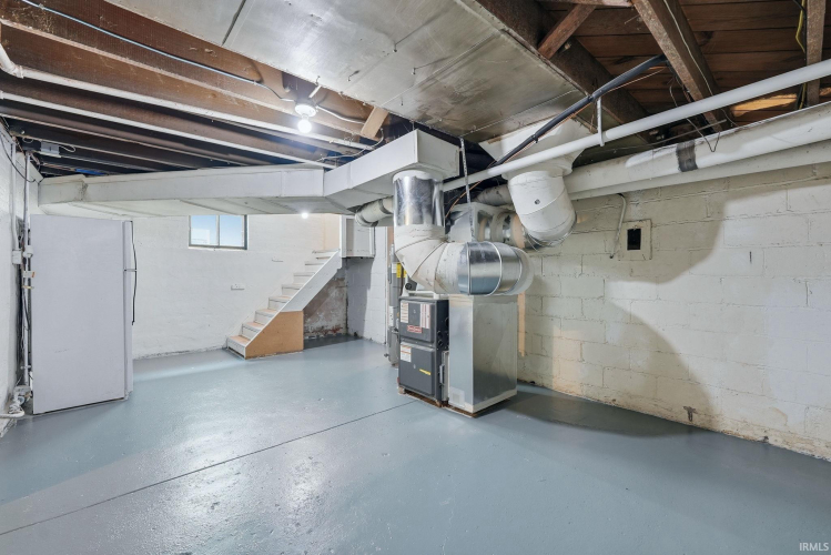 Listing Image 30