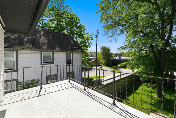 Listing Image 32