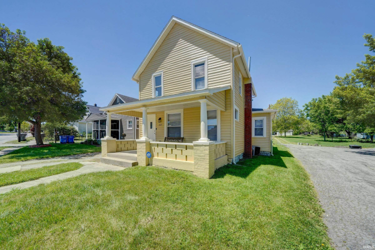 Listing Image 3