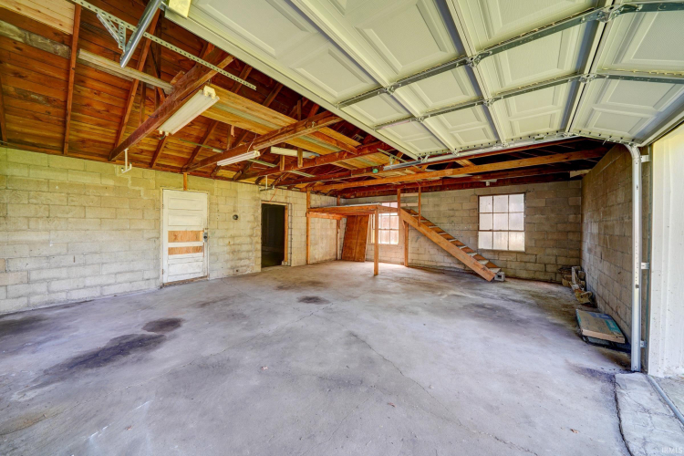 Listing Image 33