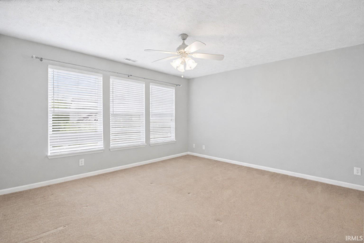Listing Image 30