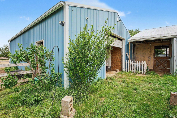 Listing Image 25