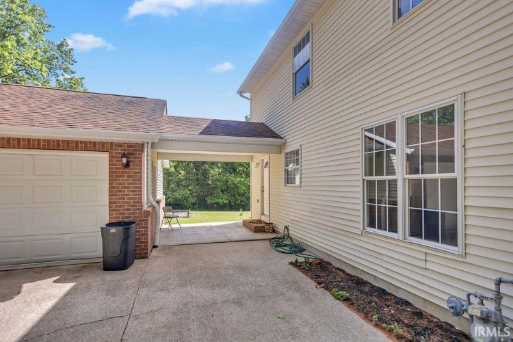 Listing Image 33