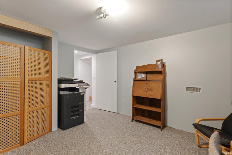 Listing Image 30