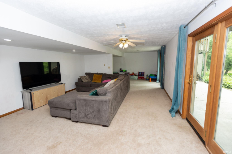 Listing Image 28