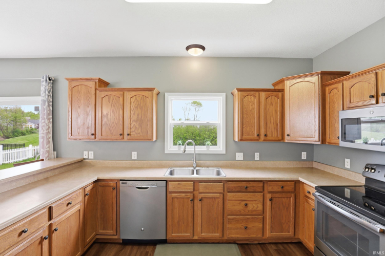 Listing Image 14