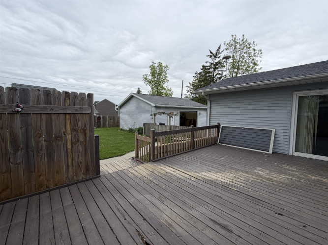 Listing Image 17