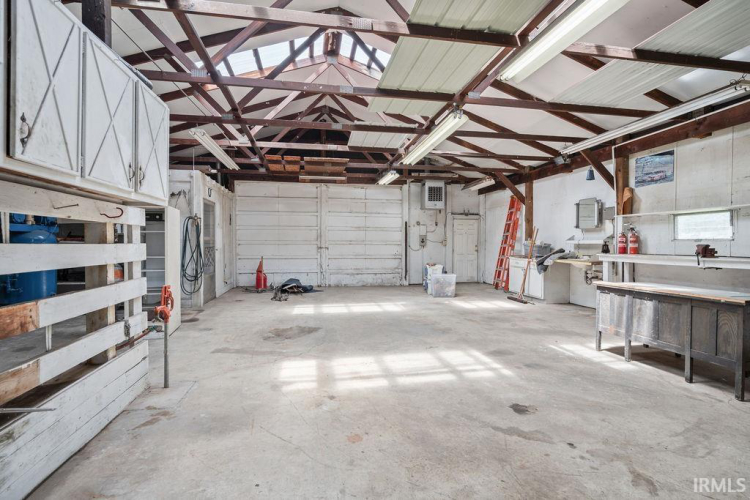 Listing Image 23