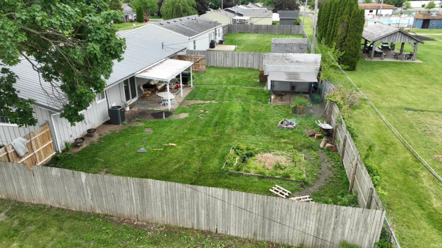Listing Image 3