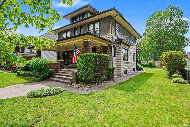 Listing Image 3