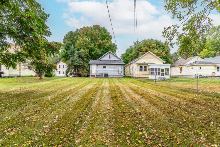 Listing Image 27