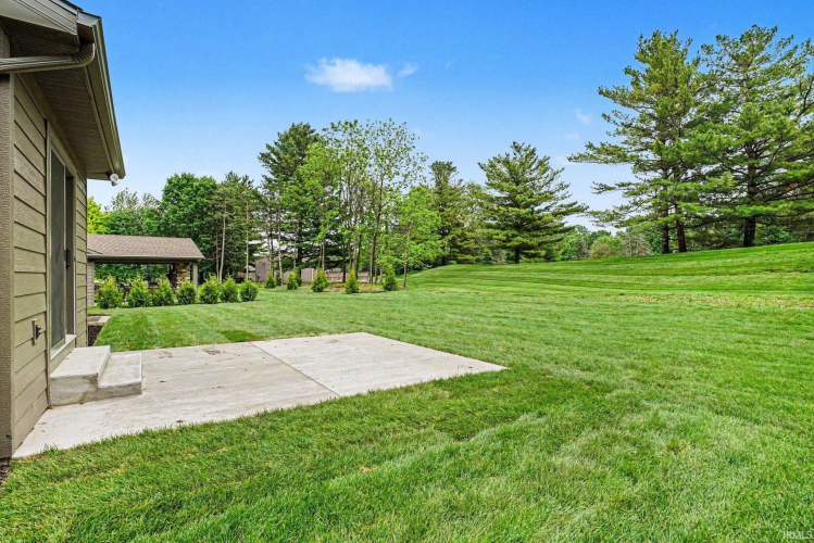 Listing Image 25
