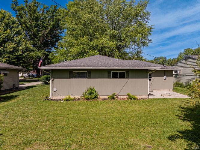 Listing Image 12