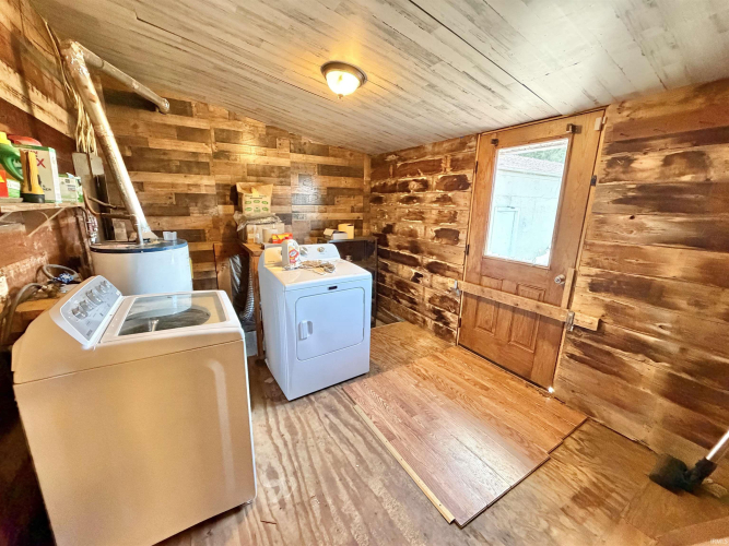 Listing Image 13