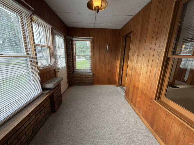 Listing Image 28