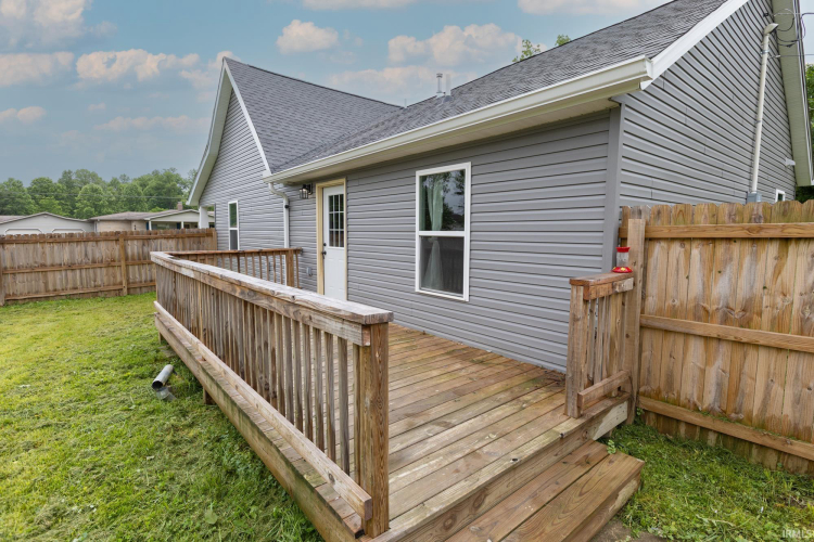 Listing Image 19